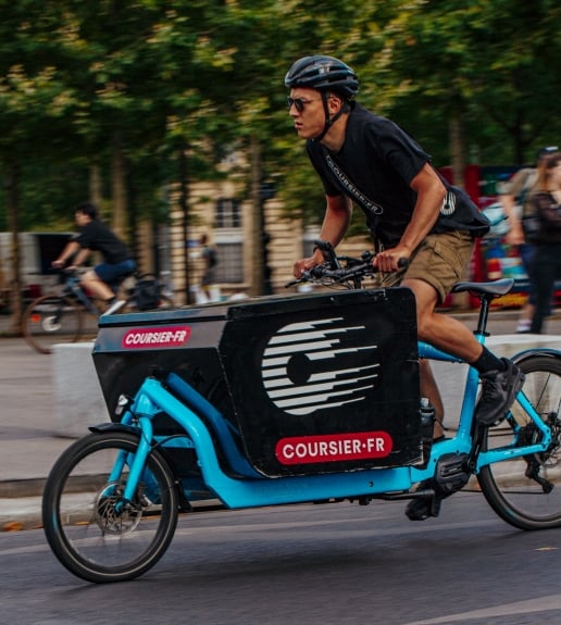 Pourquoi devenir coursier à Lyon chez Coursier.fr ?