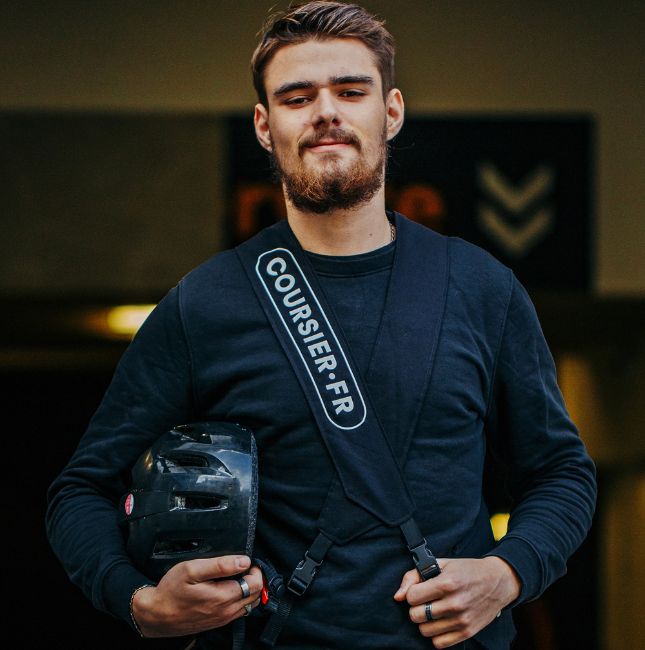 &lt;span class=&quot;x-red&quot;&gt;coursiers&lt;/span&gt; 
professionnels 100% salariés